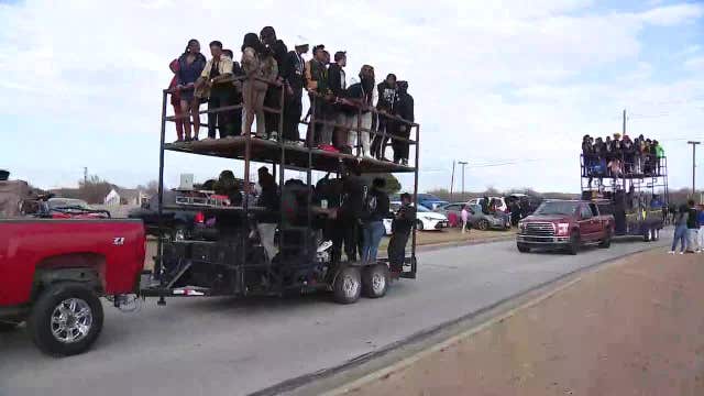 Parade held to celebrate DeSoto High School football team's state championship