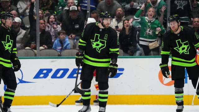 Flames score 4 goals in 2nd period, hold off Stars 6-5