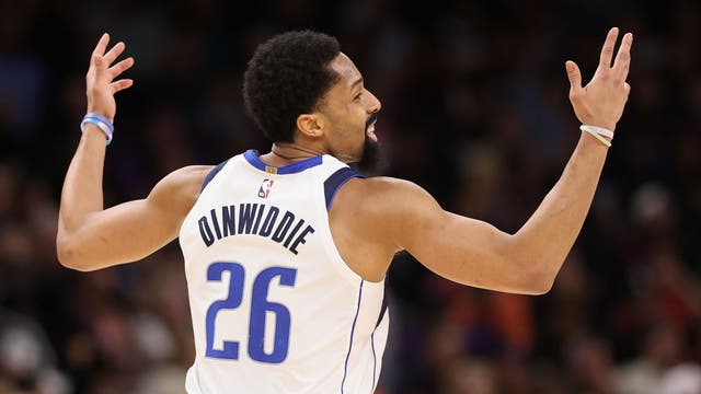 Dinwiddie scores 36, Mavs top Suns 99-95 after Doncic hurt