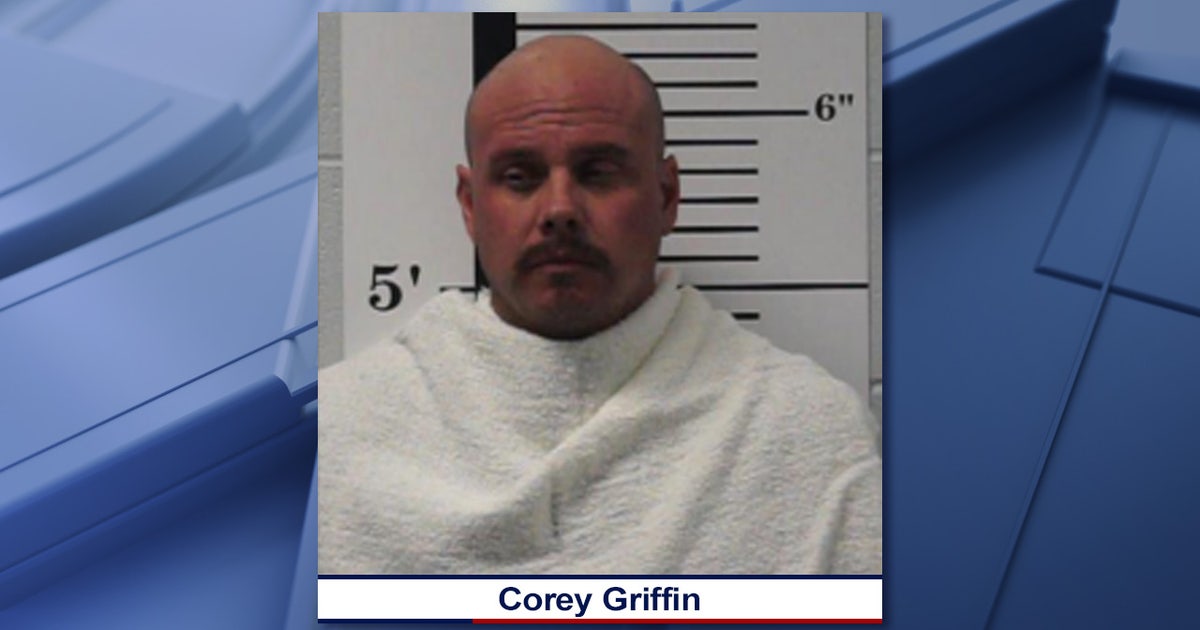 Man charged with murder after his estranged wife found dead in Royse ...