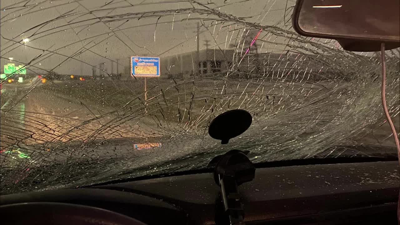 Dallas Weather: Flying ice damages cars as North Texas thaws Dallas Weather: Flying ice damages cars as North Texas thaws