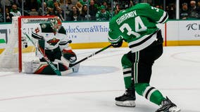 Benn breaks scoreless tie early in 2nd, Stars top Wild 4-1