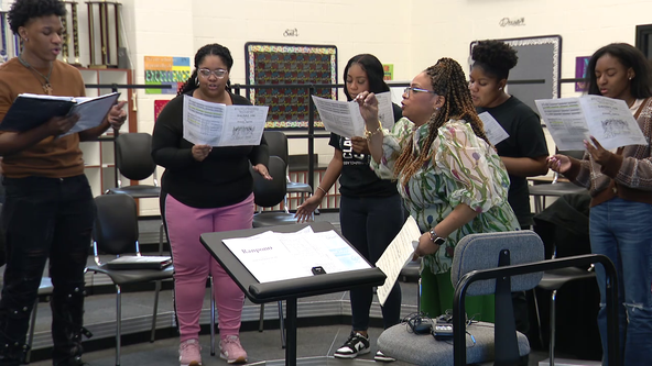 DeSoto High School choir teacher on her Grammy Award: 'I guess it means I'm good at what I do'