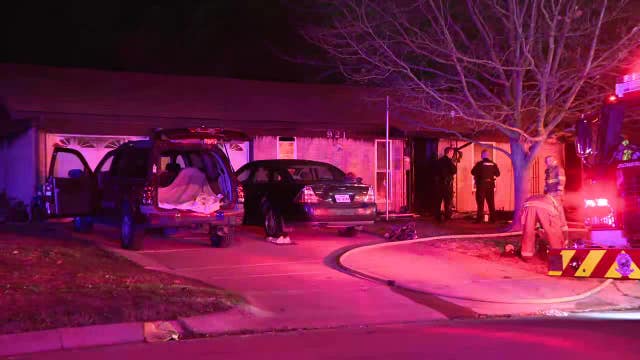 Man found dead in burning Benbrook home