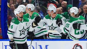 Benn has goal, 2 assists in Stars’ 10-4 rout of Sabres