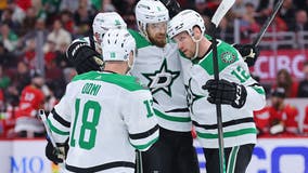 Stars get goals from 4 players, beat skidding Blackhawks 4-1