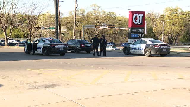 Woman in custody after standoff with Dallas police