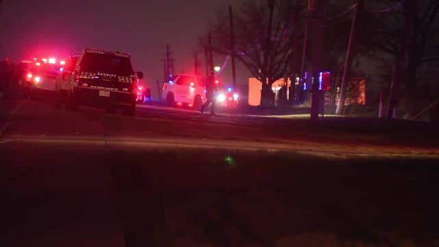 Standoff underway in Sunnyvale after chase suspect shoots at officers, police say