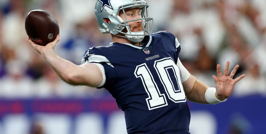 Cowboys' Ezekiel Elliott has two-word praise for Cooper Rush after