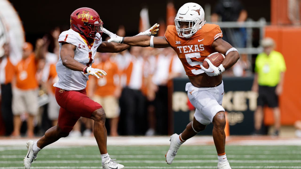 2023 NFL Mock Draft has Texas RB Bijan Robinson picked in the top 10