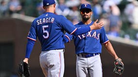 Thompson, Semien lead Rangers over Cubs 8-2