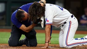 Josh Smith gets hit in face as Rangers lose 2-0 to Orioles