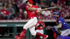 Reds rally past Rangers for 2nd straight night, win 7-6