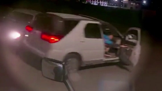 Dallas police looking for suspect in deadly Red Bird neighborhood shooting