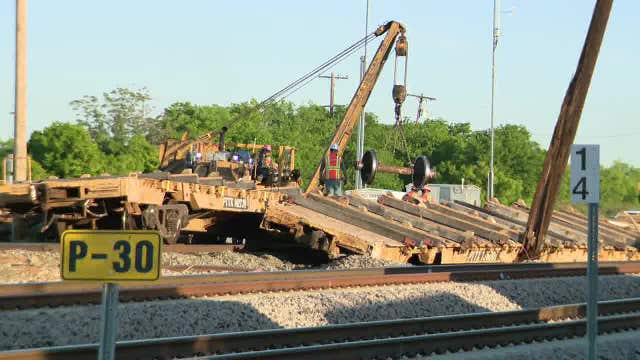 TEXRail service restored after freight train partially derails in Fort Worth