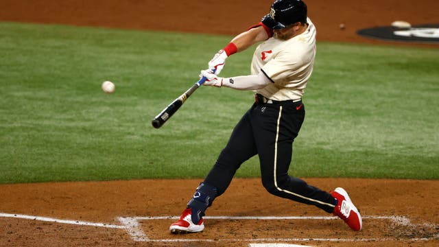 DeGrom another early exit for Texas in 5-2 win over Yankees