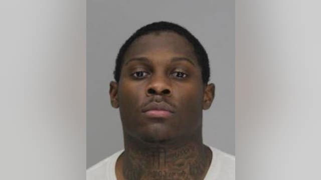 Dallas police ask for help finding murder suspect