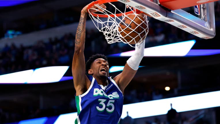 Mavericks eliminated from playoff race after sitting players in must-win  game, Dallas Mavericks