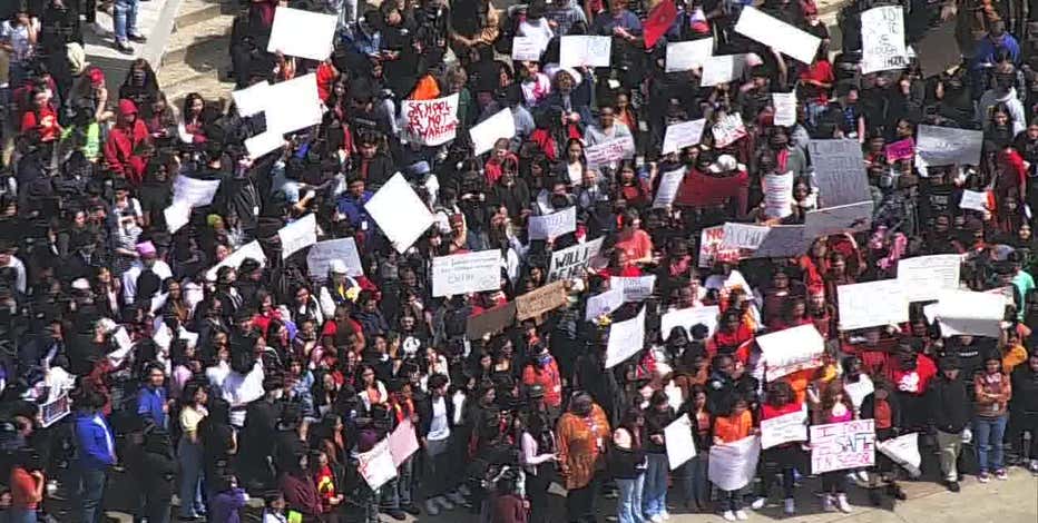 North Texas students take part in walk out to demand action on gun safety