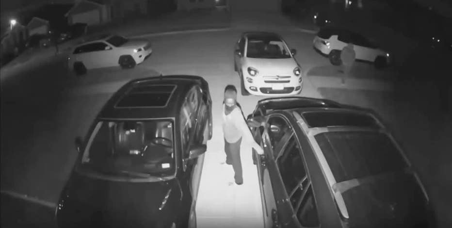 White Settlement police looking for armed group stealing from cars