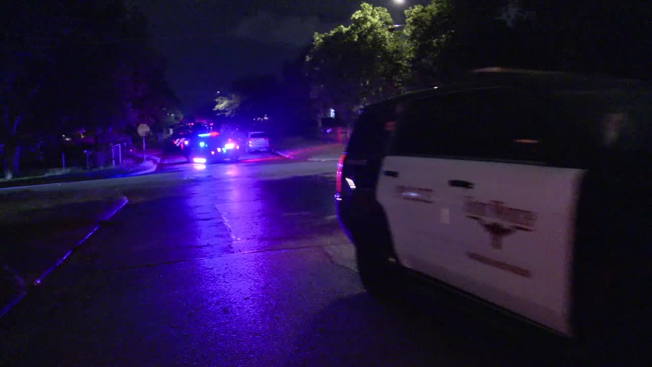 Man killed in hit-and-run crash near downtown Fort Worth | FOX 4 Dallas ...