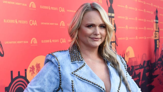 Dallas Cowboys announce Miranda Lambert for 30th annual Thanksgiving halftime show