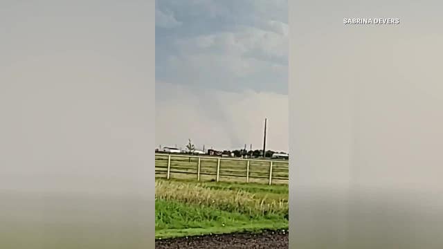 EF-2 tornado leaves 3 dead, dozens injured in Perryton, Texas