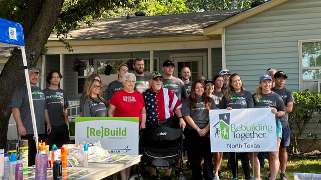 Volunteers repair North Texas veteran's home