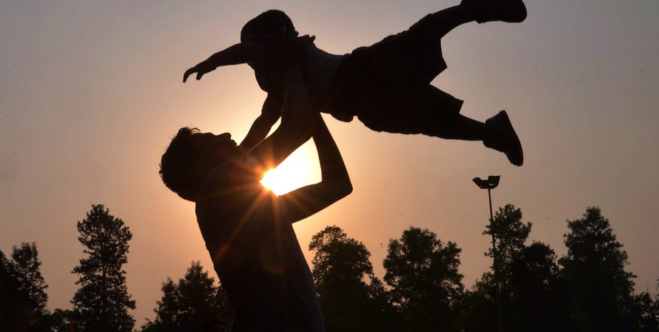 Father's Day 2023: What to know about the holiday and how it started