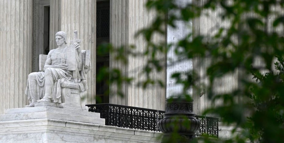 Biden offers alternative student debt relief plan following Supreme Court ruling