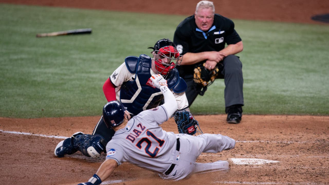 Astros open in-state AL West showdown with win over Rangers