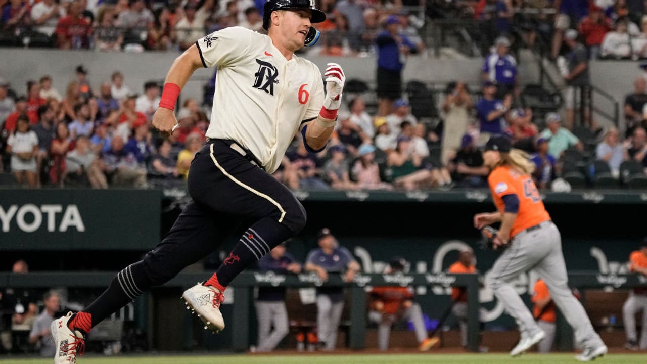 Eovaldi becomes the AL's 2nd 10-game winner as the West-leading Rangers  beat Houston 5-2