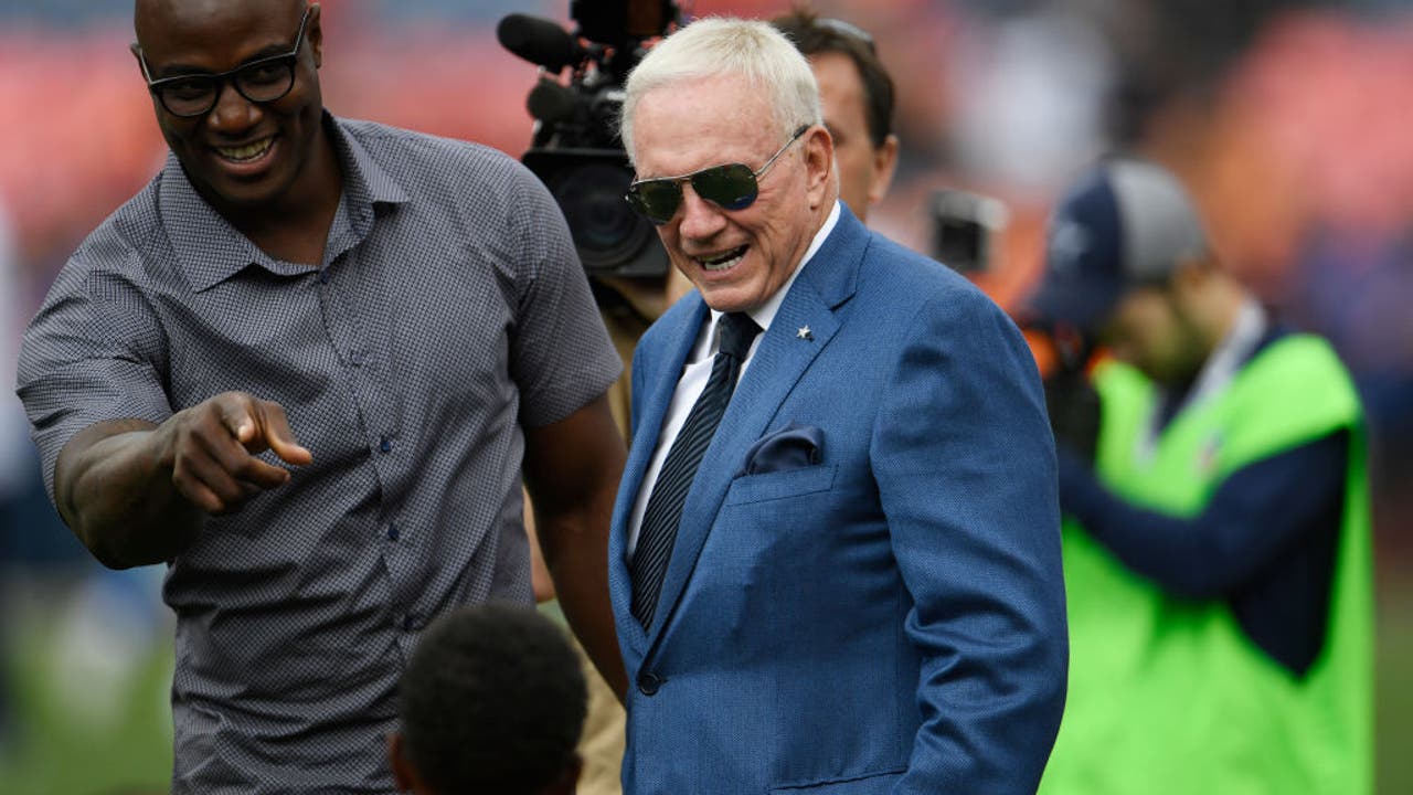 The story behind Jerry Jones' custom shoes at the Hall of Fame induction  ceremony