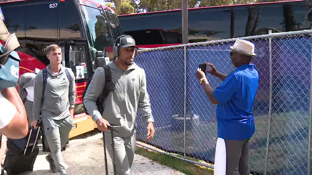 Dallas Cowboys arrive in Oxnard to begin training camp