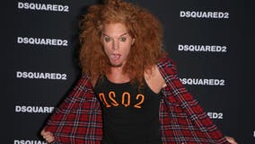 Carrot Top says he was on the same Dallas plane as woman who went on tirade about 'not real' passenger