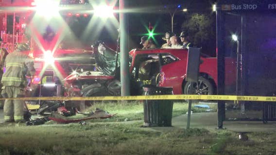 Driver critically injured after crashing into light pole in Dallas
