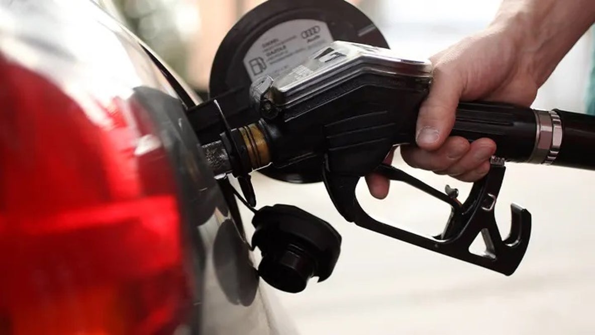 Texas gas prices dip as national average remains at record high for autumn