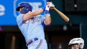 Rangers blank Marlins for 6th straight win, Jung fractures left thumb