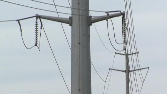 Texas winter storm: Power outages trend downward as ERCOT grid remains stable