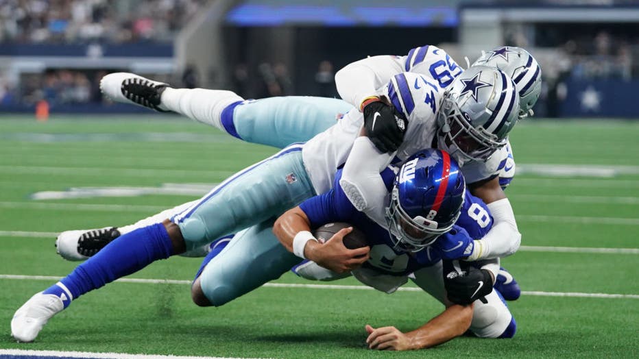 Cowboys will break out new uniform look vs. Giants