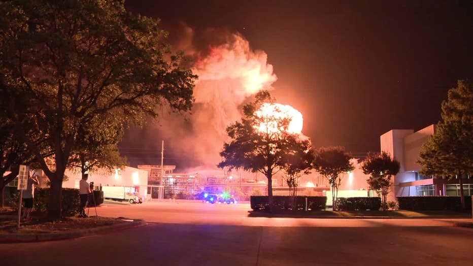 Sherwin Williams plant explosion rattles homes in Garland, 1