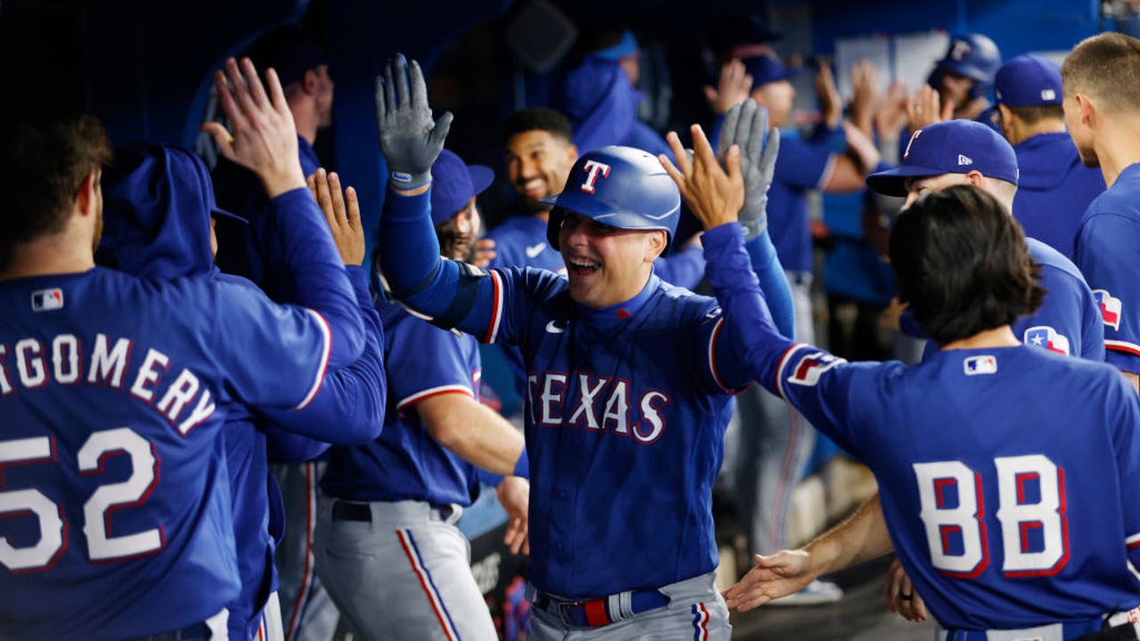 Montgomery sharp, Rangers hit 3 HRs to win fifth straight, beat slumping  Blue Jays 10-0 - The San Diego Union-Tribune