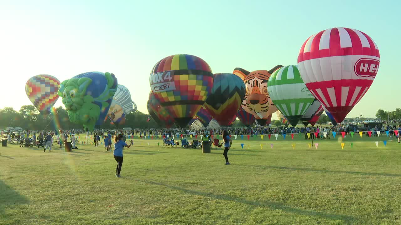 North Texans head out to enjoy Plano Balloon Festival - Vimarsana News