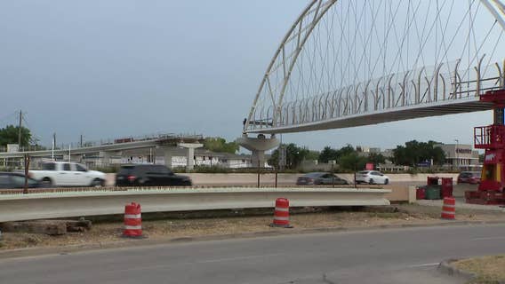 New pedestrian bridge installed across Central Expressway in Dallas