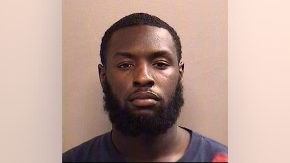 Former Arlington ISD employee accused of improper relationships with students