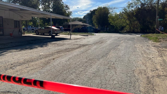 Shooting in Fort Worth leaves 2 dead, 1 injured