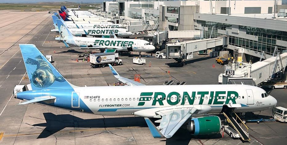 Frontier flight from Denver returns to airport after odor overcomes cockpit | FOX 4 Dallas-Fort Worth