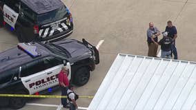 Lewisville parking lot shootout kills one, injures another