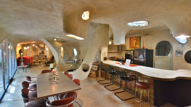 Ohio 'cave house' reminiscent of 'The Flintstones' hits real estate market for $400K: 'One of a kind'
