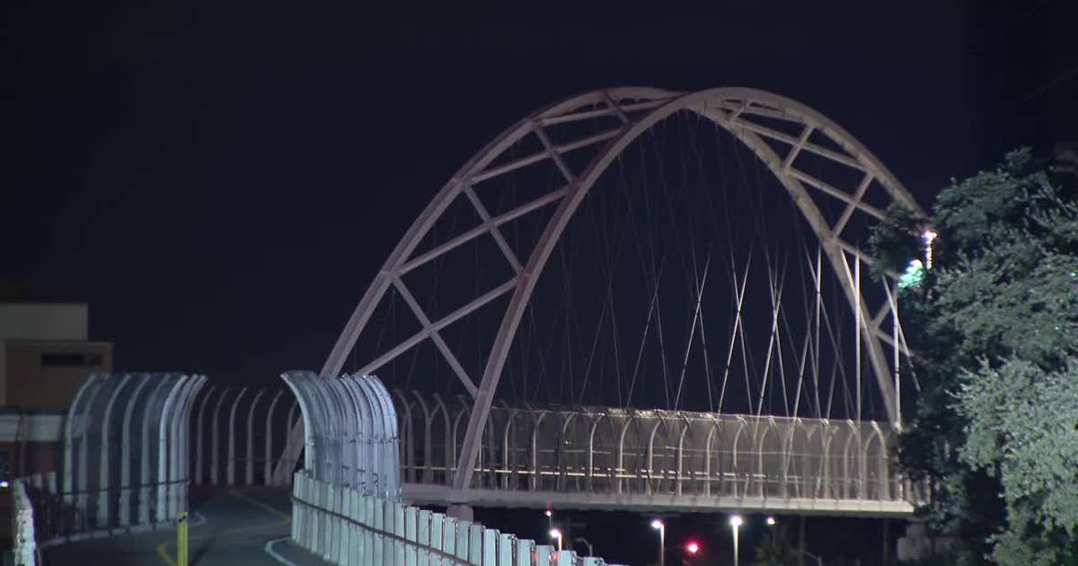 New pedestrian bridge across Central Expressway in Dallas opens | FOX 4 ...
